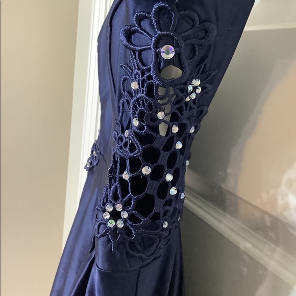 City Studio evening/formal gown/dress​ - Picture 5 of 7